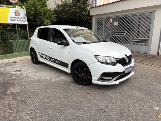 RENAULT SANDERO 2.0 16V HI-FLEX RS MANUAL RENAULT SANDERO 2.0 16V HI-FLEX RS MANUAL